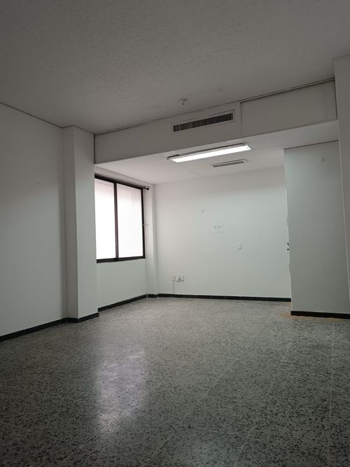 Local en arriendo en Antonia Santos Centro, Bucaramanga, 26 m² · foto 10 de 19