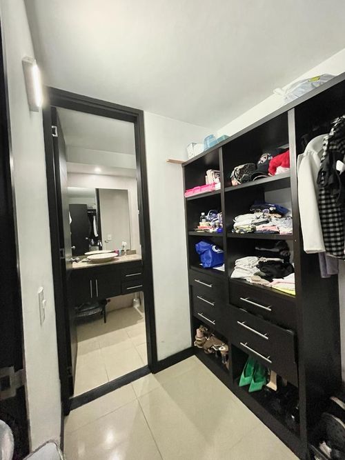 Apartamento de 4 alcobas en venta en El Ingenio, Cali, 134 m² · foto 12 de 13