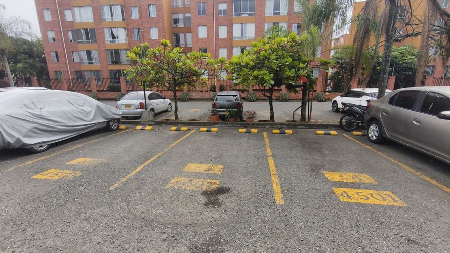 Apartamento en venta en Santa Anita, Cali · foto 4 de 17