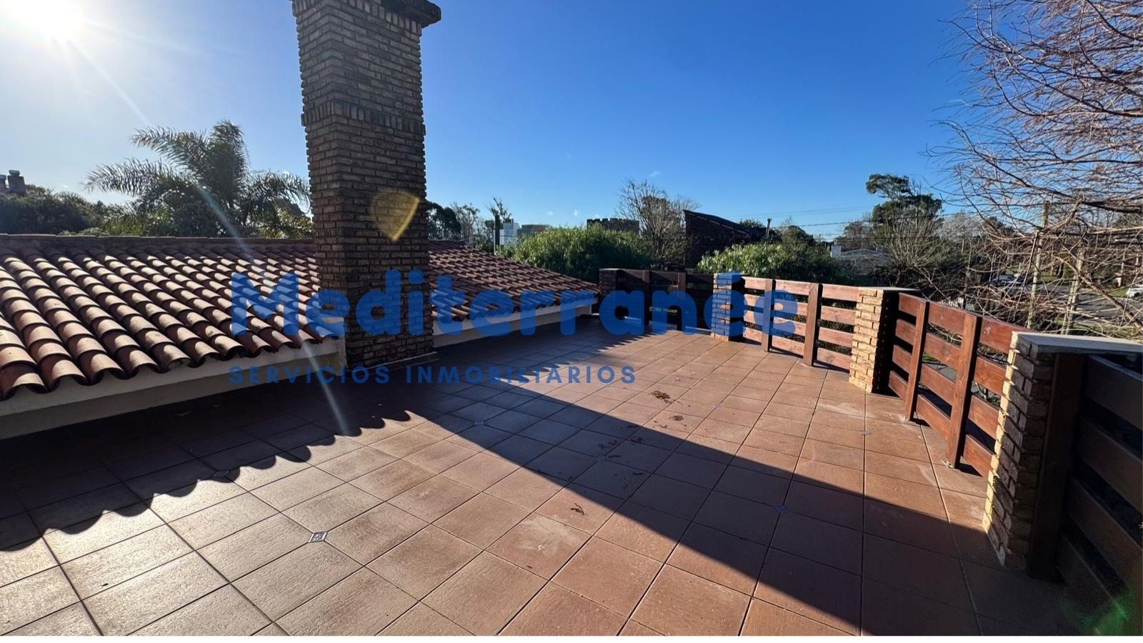 Exclusiva y Luminosa casa en Shangrila, una Oportunidad Única en el Mercado.