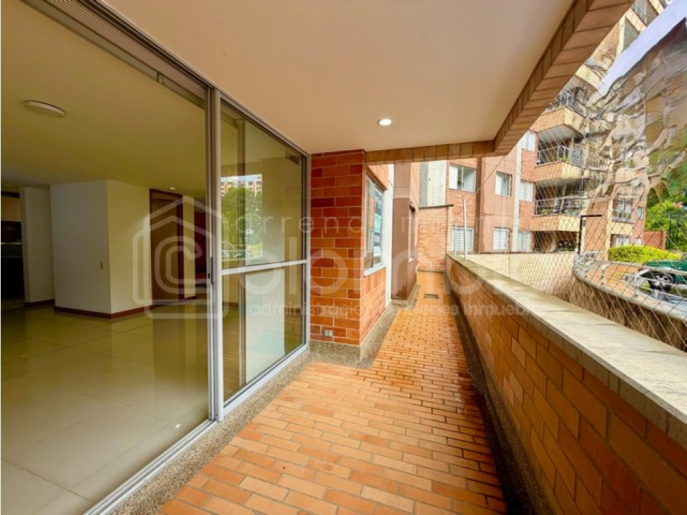 Apartamento en venta en Loma Del Escobero, Envigado · foto 11 de 24