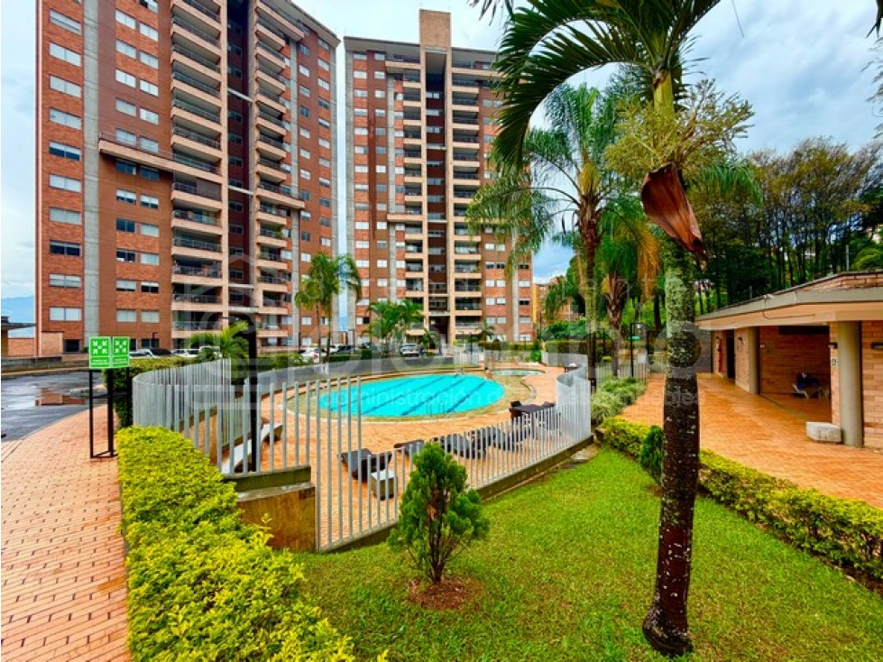 Apartamento en venta en Loma Del Escobero, Envigado · foto 18 de 24