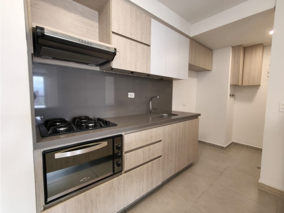 Apartamento en venta en El Portal, Envigado · foto 9 de 24