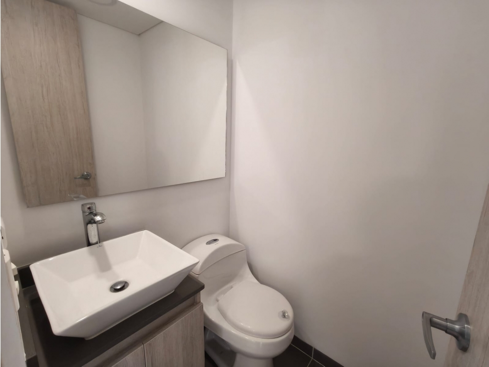 Apartamento en venta en El Portal, Envigado · foto 11 de 24