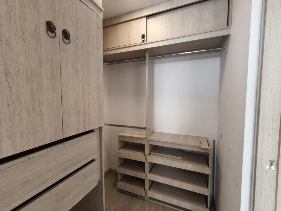 Apartamento en venta en El Portal, Envigado · foto 15 de 24