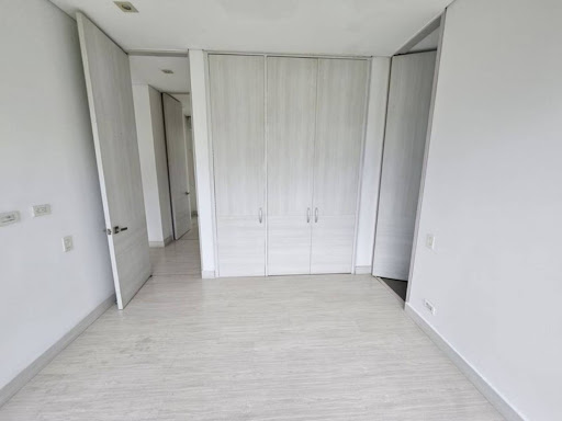 Apartamento en arriendo en El Campestre, Medellín · foto 17 de 24