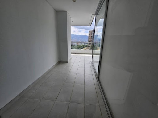 Apartamento en arriendo en El Campestre, Medellín · foto 18 de 24