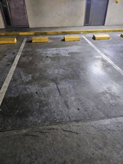 Oficina en arriendo en Los Naranjos, Medellín, 37 m² · foto 2 de 2