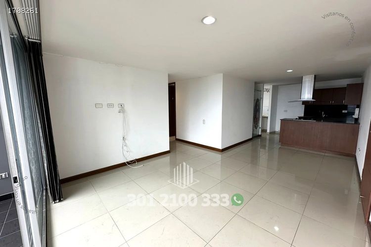Apartamento de 3 alcobas en arriendo en Loma Del Indio, Medellín, 84 m² · foto 4 de 24