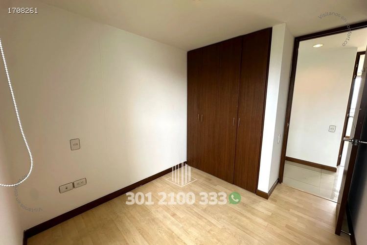 Apartamento de 3 alcobas en arriendo en Loma Del Indio, Medellín, 84 m² · foto 11 de 24