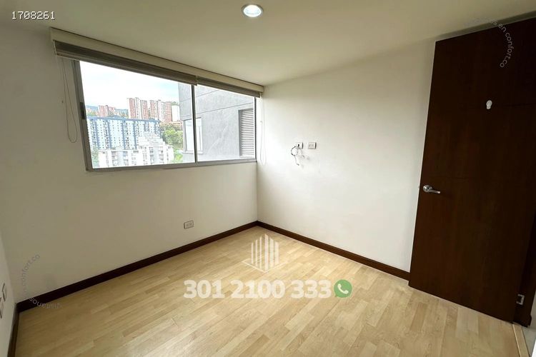 Apartamento de 3 alcobas en arriendo en Loma Del Indio, Medellín, 84 m² · foto 15 de 24