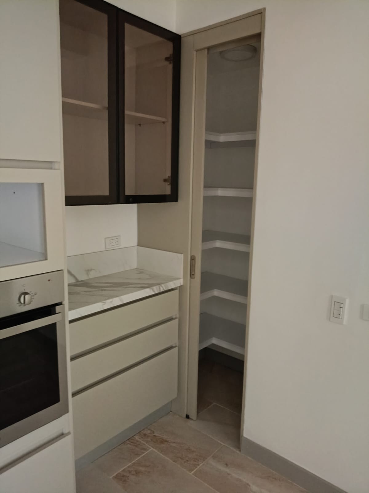 Apartamento en venta en La Frontera, Envigado · foto 3 de 24