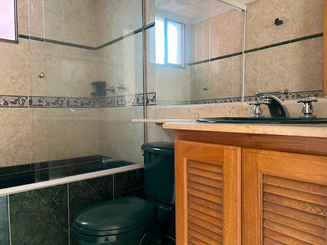 Apartamento de 2 alcobas en arriendo en Loma Benedictinos, Medellín, 84 m² · foto 16 de 18