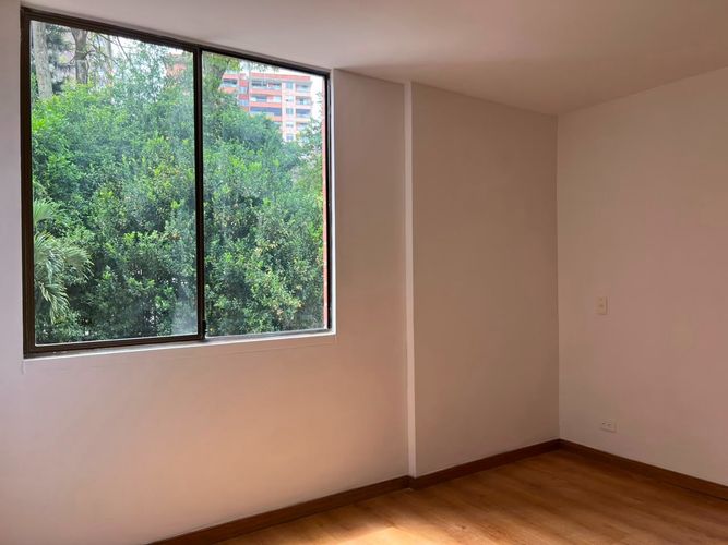 Apartamento de 2 alcobas en arriendo en Loma Benedictinos, Medellín, 84 m² · foto 15 de 18