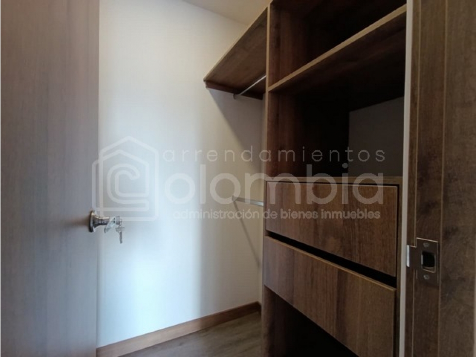 Apartamento en venta en Zona Industrial No. 1, Envigado · foto 10 de 22