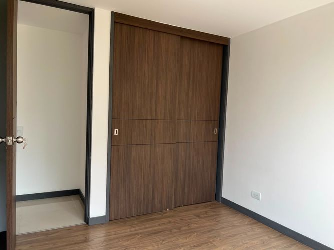 Apartamento de 3 alcobas en arriendo en Cumbres, Envigado, 90 m² · foto 10 de 17