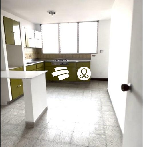Apartamento en venta en Guayaquil, Medellín · foto 4 de 24
