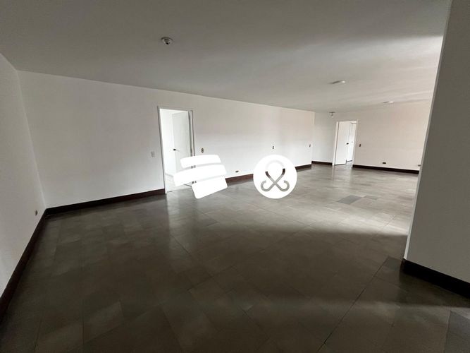 Apartamento en venta en Guayaquil, Medellín · foto 13 de 24