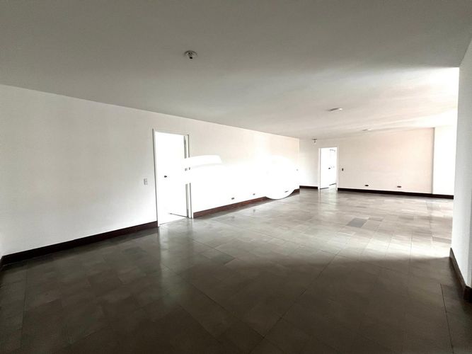 Apartamento en venta en Guayaquil, Medellín · foto 15 de 24