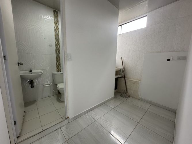 Edificio en venta en Las Delicias, Cali, 270 m² · foto 9 de 11