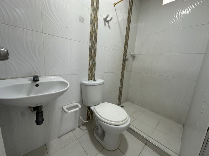 Edificio en venta en Las Delicias, Cali, 270 m² · foto 10 de 11