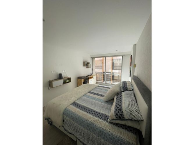 Apartaestudio en venta en Chico Norte, Bogotá, 51 m² · foto 6 de 18