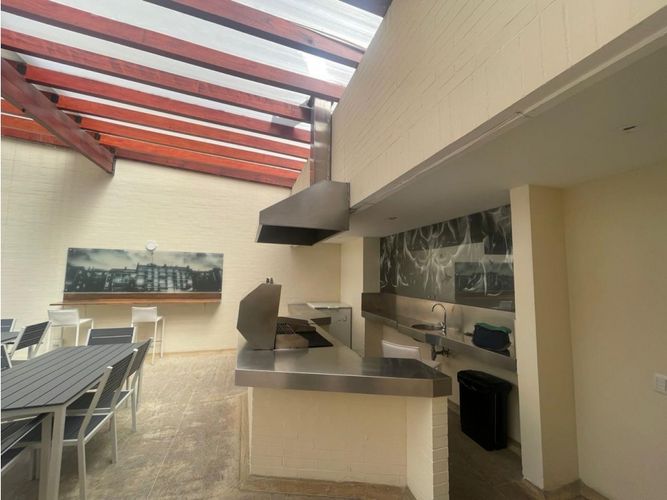 Apartaestudio en venta en Chico Norte, Bogotá, 51 m² · foto 17 de 18