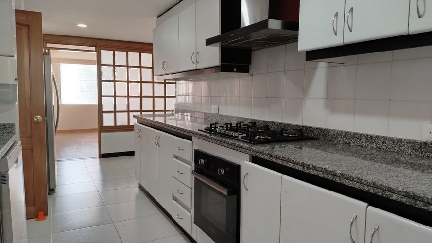 Apartamento en venta en Unicentro Bogotá, Bogotá · foto 16 de 24