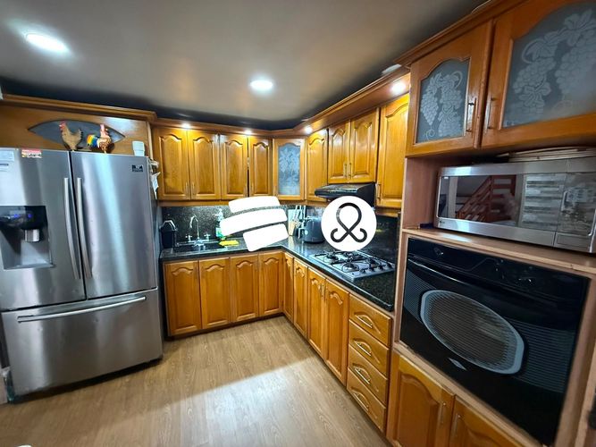 Casa de 4 alcobas en venta en Milan - Vallejuelos, Envigado, 113 m² · foto 2 de 18