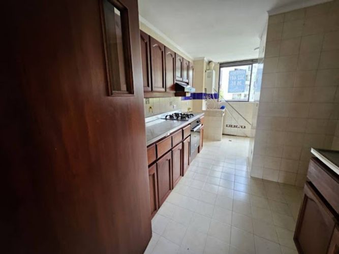 Apartamento de 3 alcobas en arriendo en La Calera, Medellín, 145 m² · foto 8 de 24