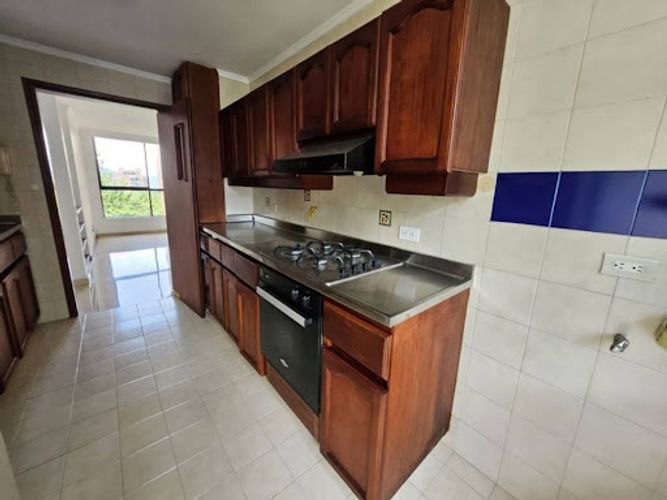 Apartamento de 3 alcobas en arriendo en La Calera, Medellín, 145 m² · foto 12 de 24
