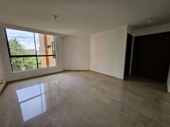 Apartamento de 3 alcobas en arriendo en La Calera, Medellín, 145 m² · foto 13 de 24