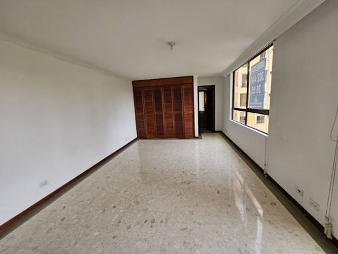 Apartamento de 3 alcobas en arriendo en La Calera, Medellín, 145 m² · foto 15 de 24