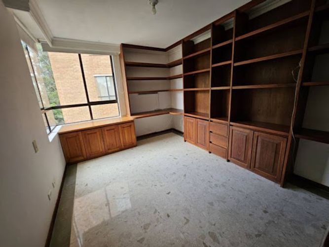 Apartamento de 3 alcobas en arriendo en La Calera, Medellín, 145 m² · foto 19 de 24