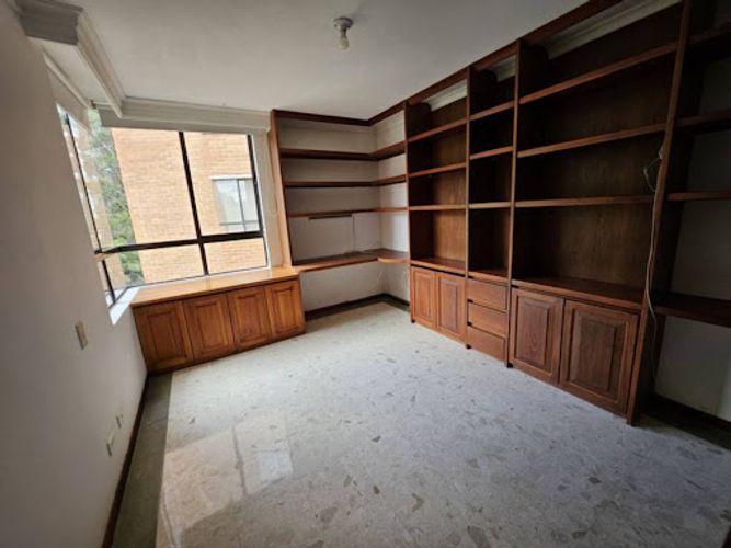 Apartamento de 3 alcobas en arriendo en La Calera, Medellín, 145 m² · foto 20 de 24
