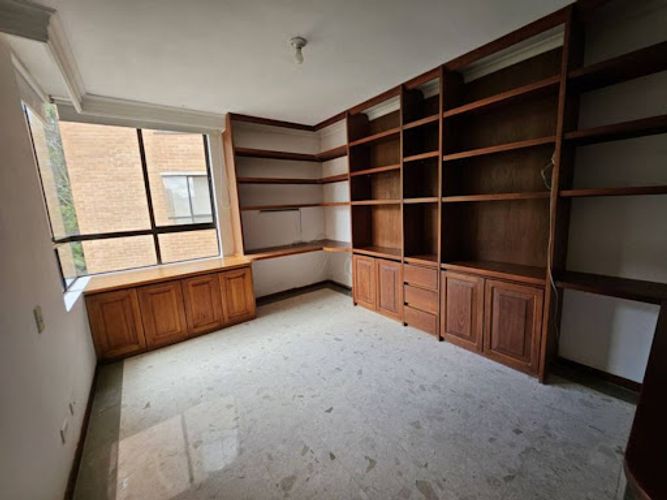 Apartamento de 3 alcobas en arriendo en La Calera, Medellín, 145 m² · foto 22 de 24