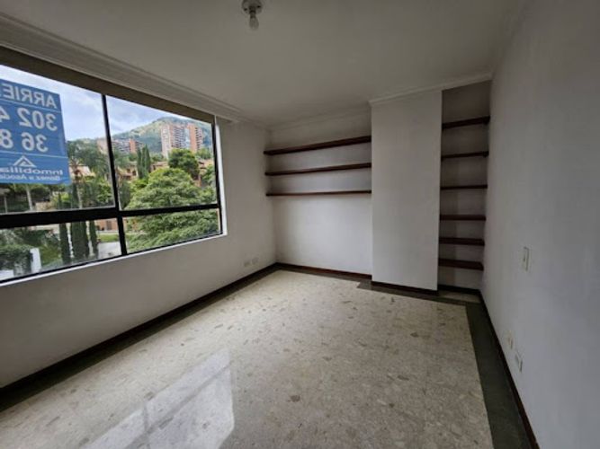 Apartamento de 3 alcobas en arriendo en La Calera, Medellín, 145 m² · foto 23 de 24