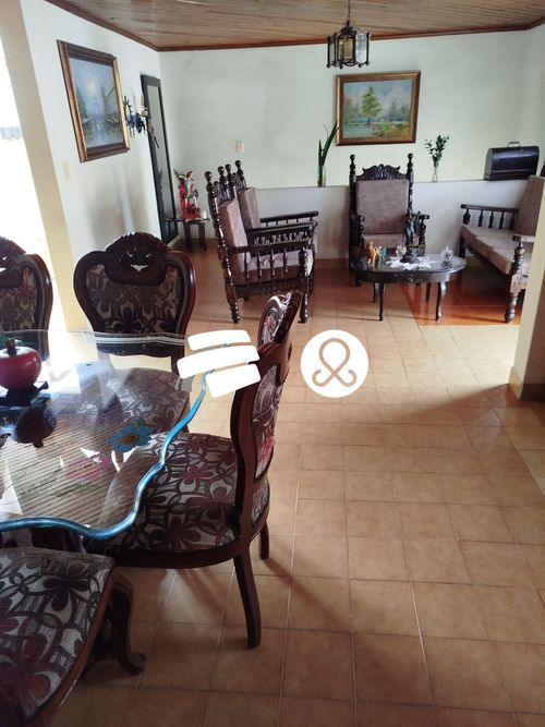 Casa de 4 alcobas en venta en La Ceja, 139 m² · foto 3 de 14