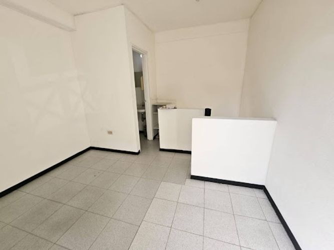 Local en arriendo en Rodeo Alto, Medellín, 25 m² · foto 5 de 8