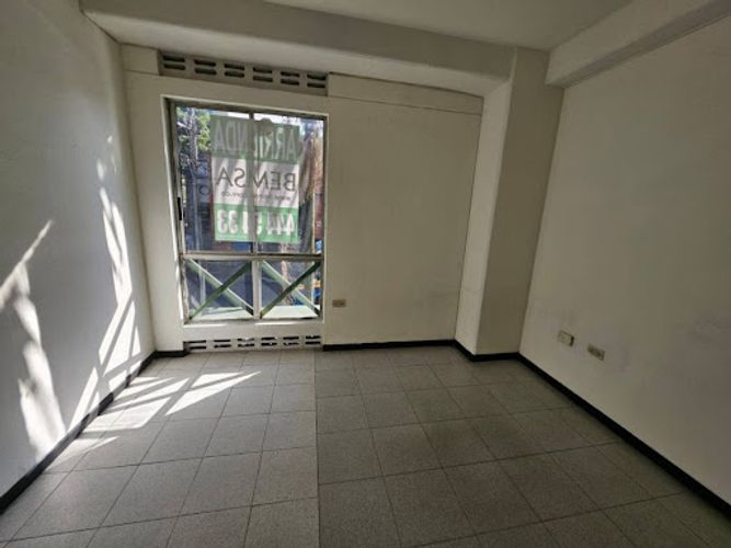 Local en arriendo en Rodeo Alto, Medellín, 25 m² · foto 8 de 8