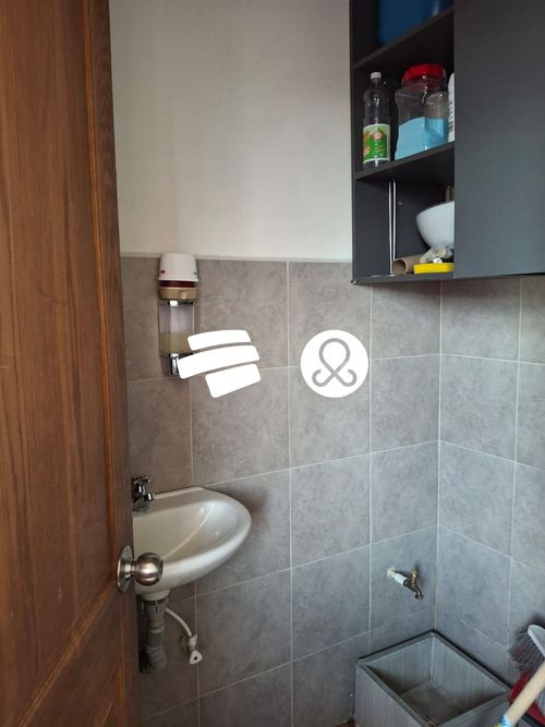 Local en venta en Los Colegios, Rionegro, 180 m² · foto 6 de 7