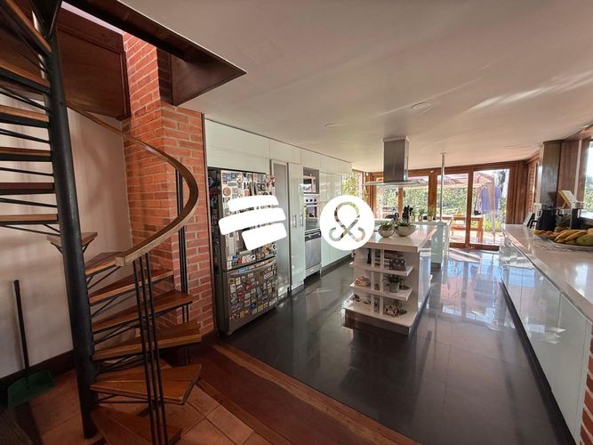 Casa de 3 alcobas en venta en Vía Las Palmas, Envigado · foto 3 de 12
