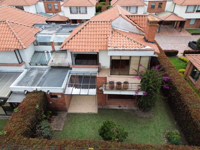 Casa de 3 alcobas en venta en La Estrella, Chía, 205 m² · foto 3 de 24