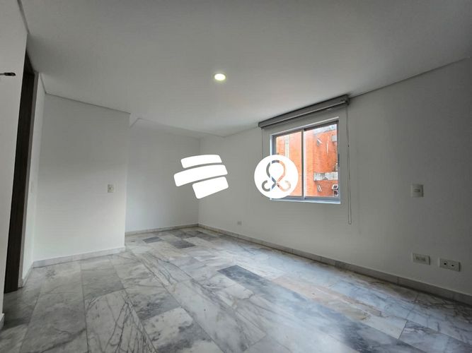 Apartamento de 3 alcobas en venta en Laureles, Medellín, 107 m² · foto 4 de 9