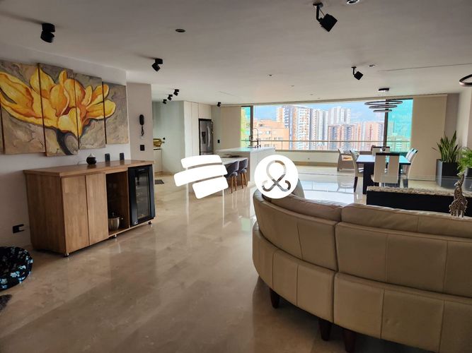 Apartamento de 3 alcobas en venta en Las Lomitas, Sabaneta, 254 m² · foto 5 de 24