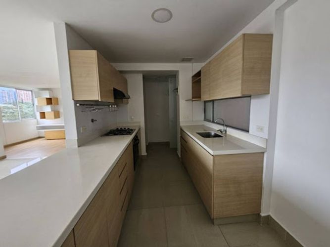 Apartamento de 2 alcobas en arriendo en Santa Maria De Los Angeles, Medellín, 105 m² · foto 7 de 24