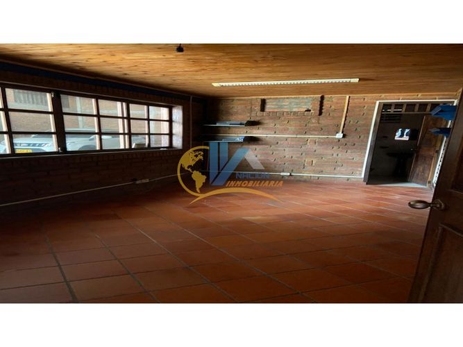 Bodega en arriendo en La Esmeralda, Bucaramanga, 350 m² · foto 10 de 11