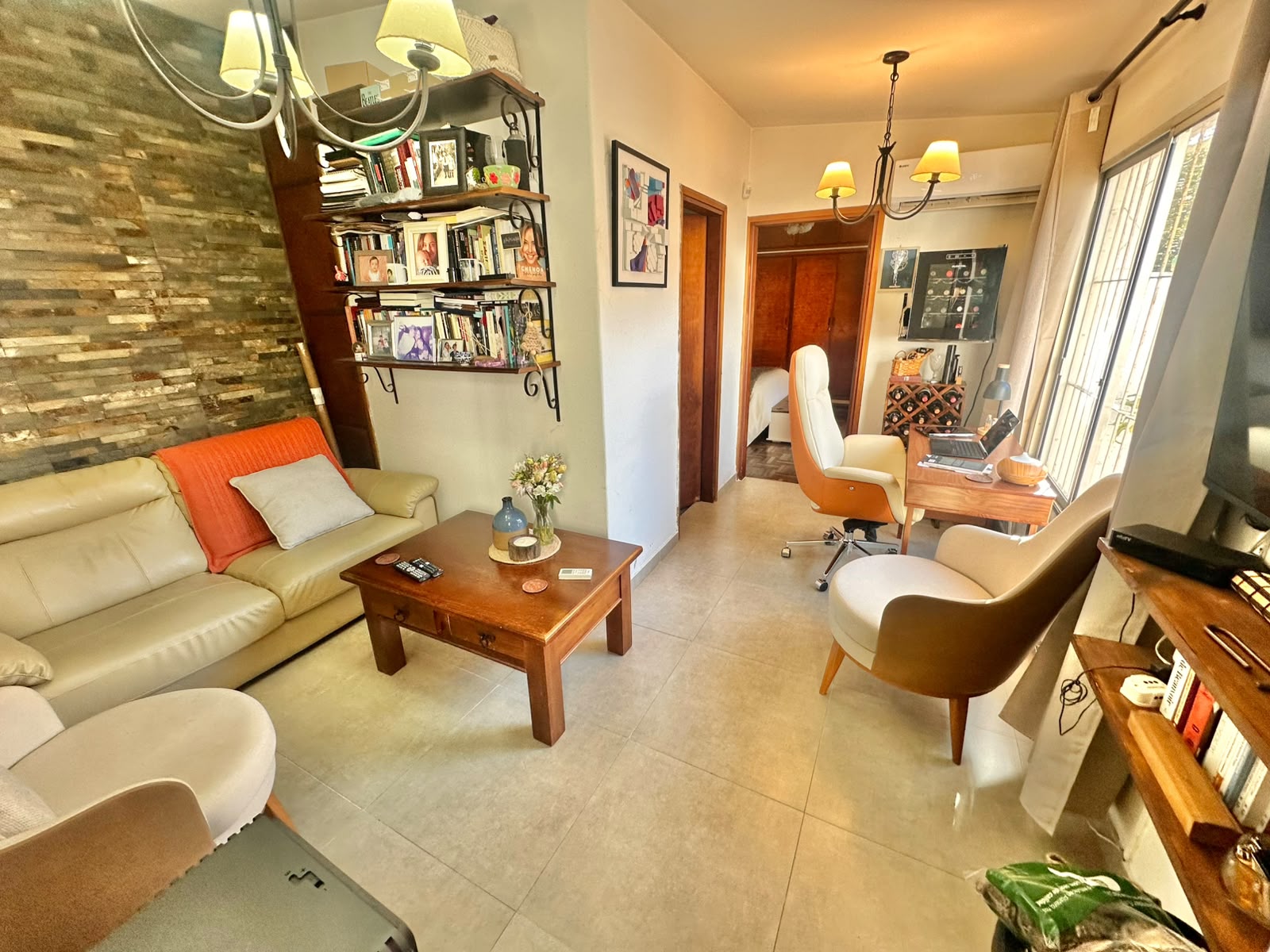 VENTA PUNTA GORDA CASA DE ALTOS / RAMBLA A 50 METROS