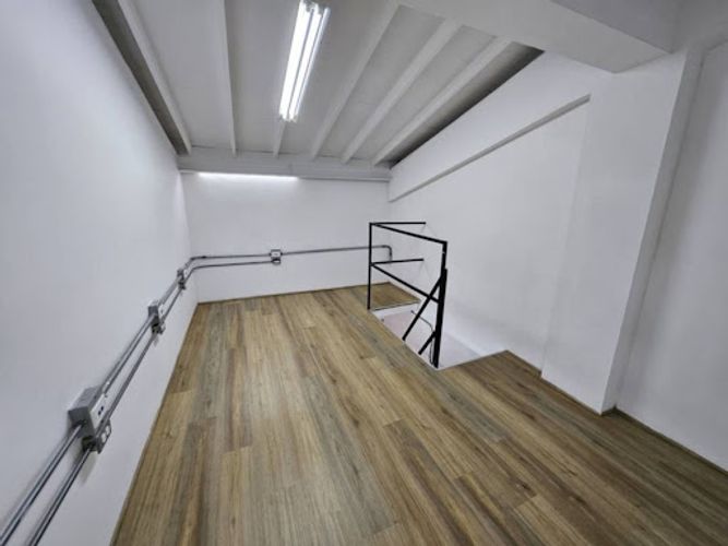 Oficina en arriendo en Jardines, Envigado, 25 m² · foto 2 de 14