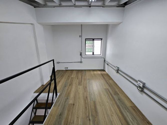 Oficina en arriendo en Jardines, Envigado, 25 m² · foto 3 de 14